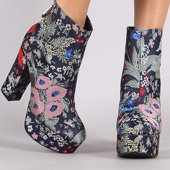 Qupid Shoes - ❤️Qupid Sexy Brocade Platform Ankle Booties MINT 8